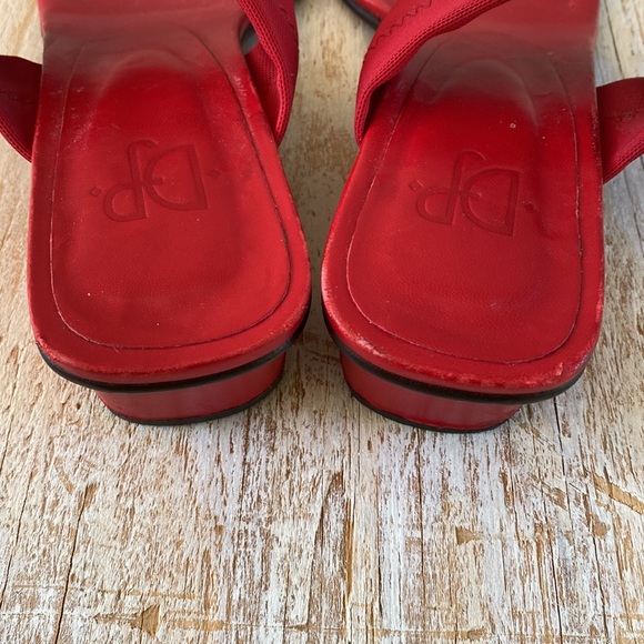 Beautiful red real leather slippers - Picture 7 of 9